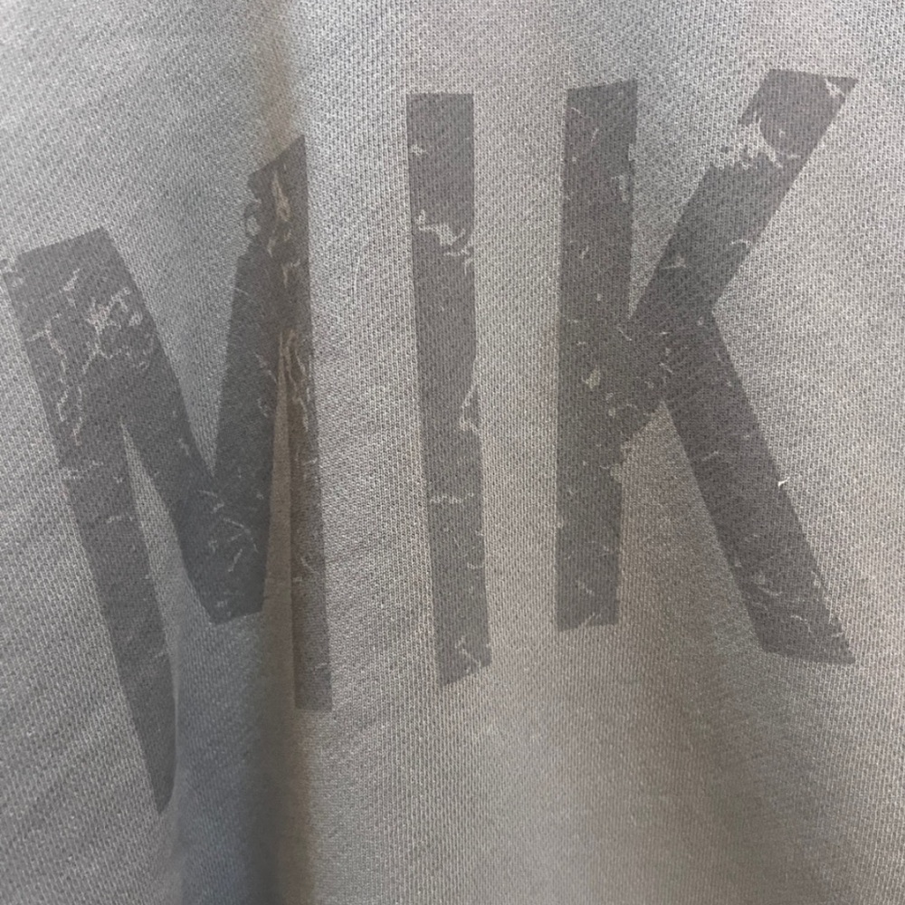 Mikuta sweatshirt - Picture 3 of 6
